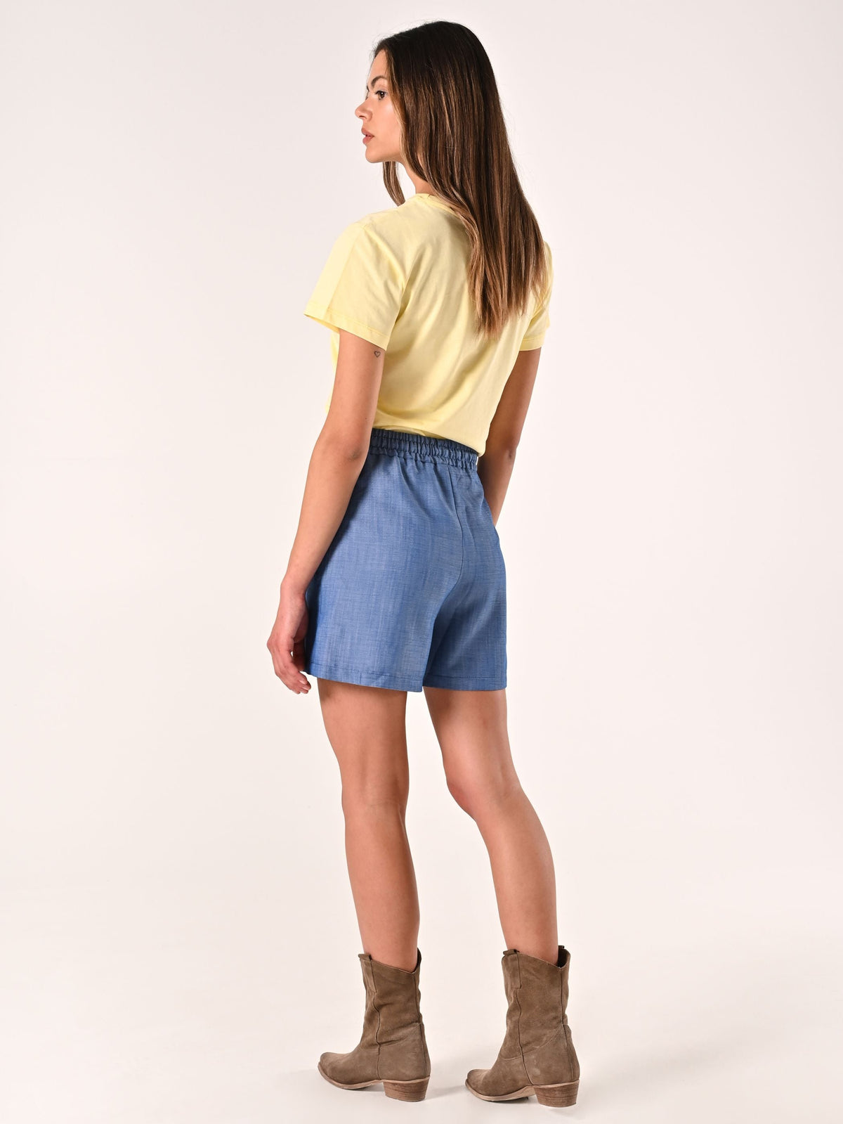 Shorts in Chambray