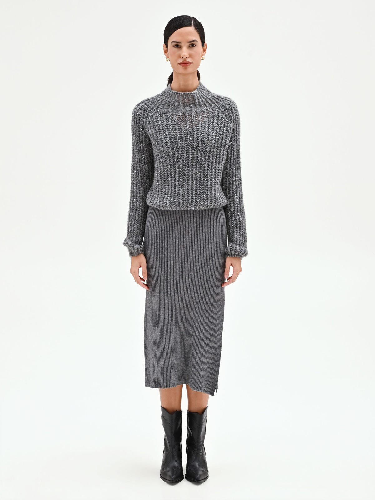 Maglia a collo alto grigia con filato lurex