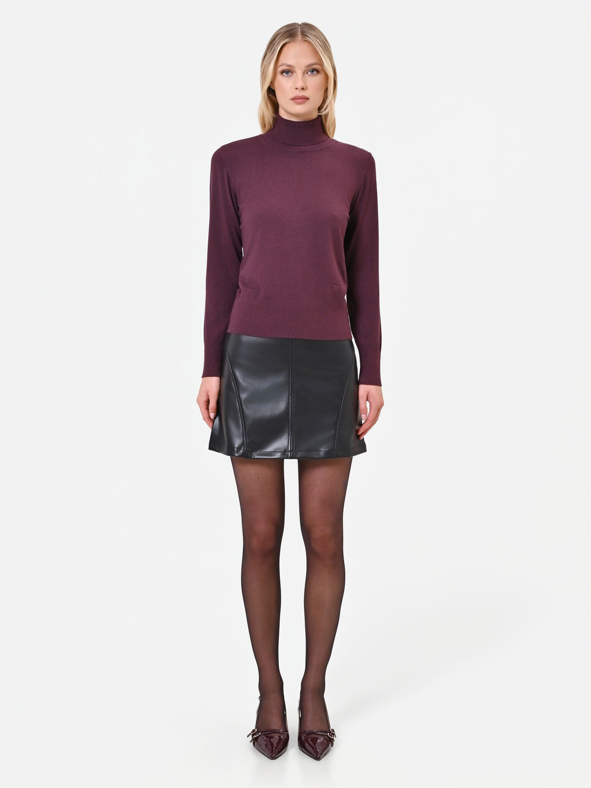Maglia dolcevita bordeaux in misto viscosa
