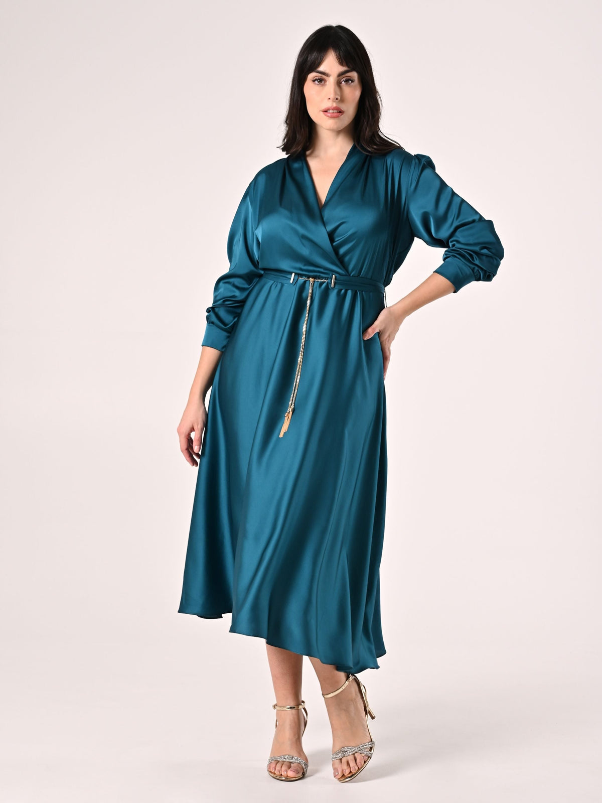 Abito Curvy in Raso Verde Reale