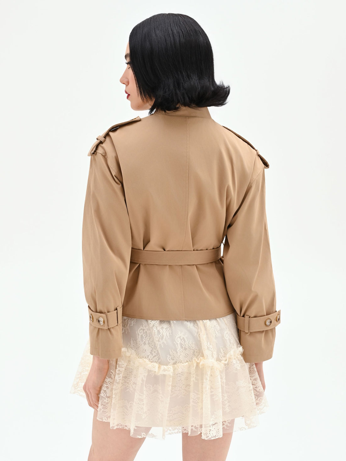 Trench corto over beige