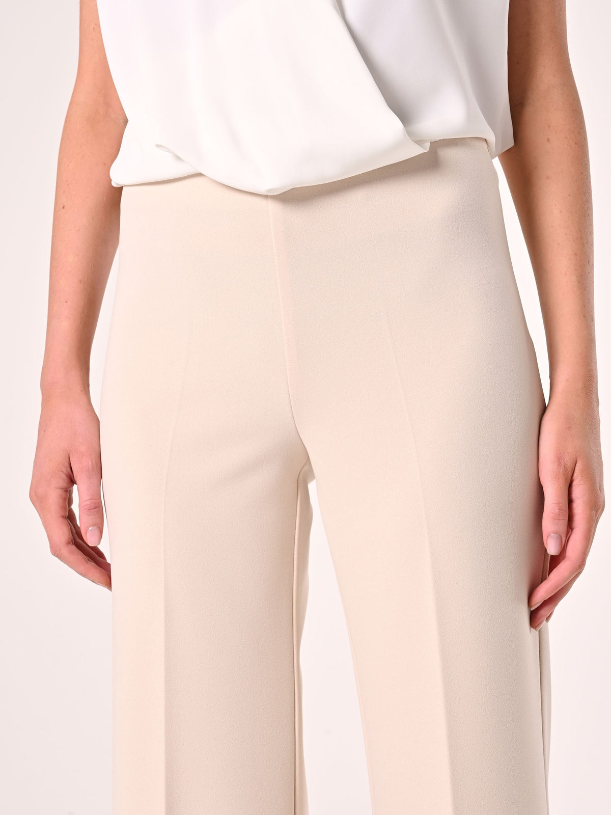 Pantaloni Beige Chiaro in Scuba mano Crepe