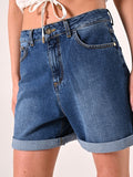 Shorts in Denim dal Lavggio Uniforme
