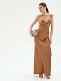 Abito lungo marrone bronzo con drappeggio asimmetrico