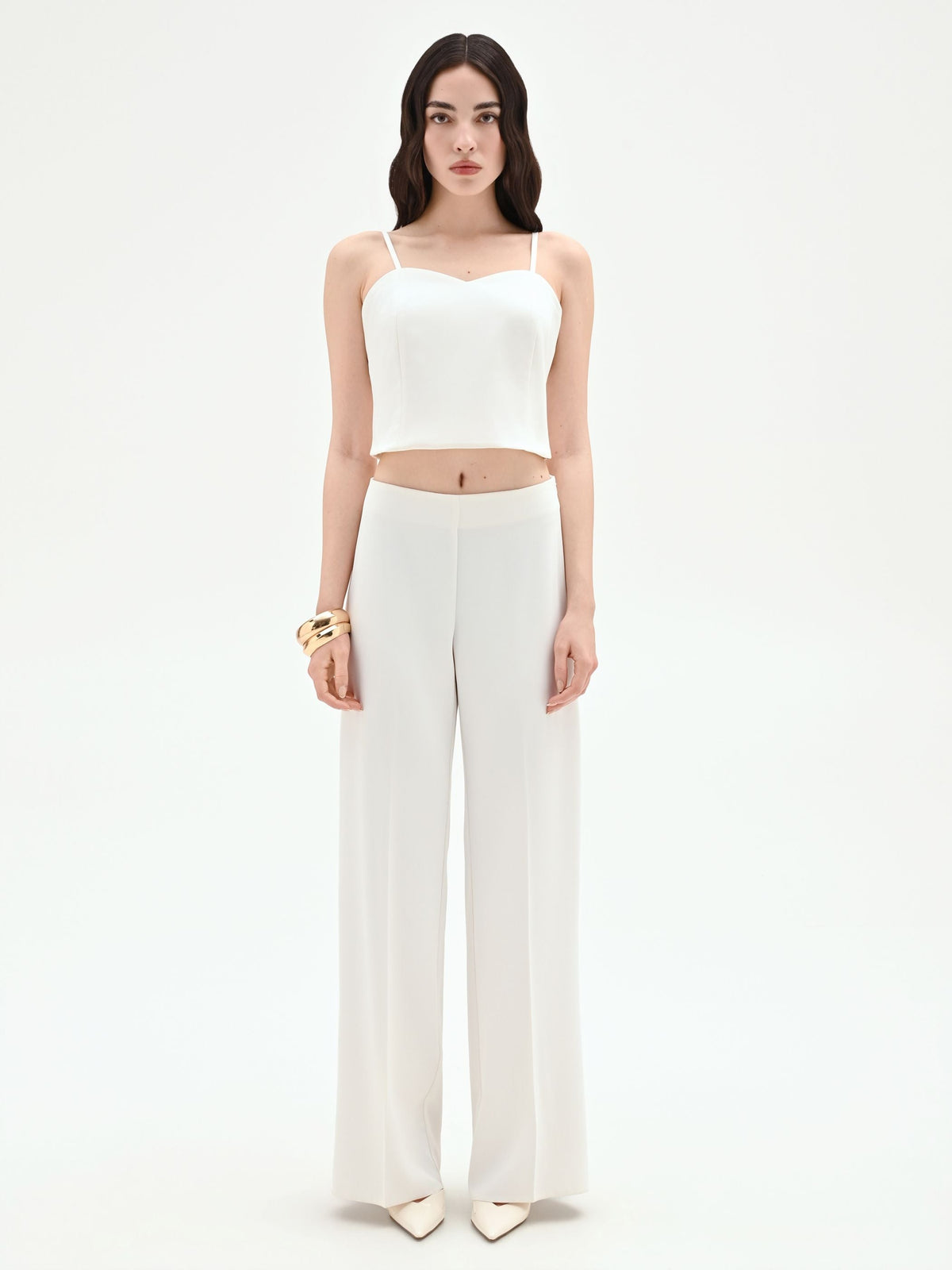 Top cropped bianco con scollo a cuore