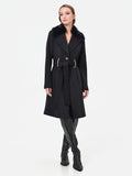 Cappotto nero in velaur con collo effetto pelliccia