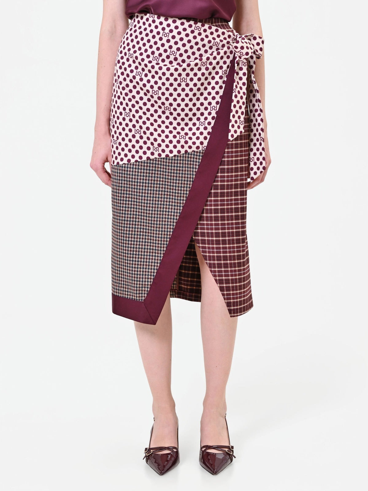 Gonna a portafoglio bordeaux con design patchwork