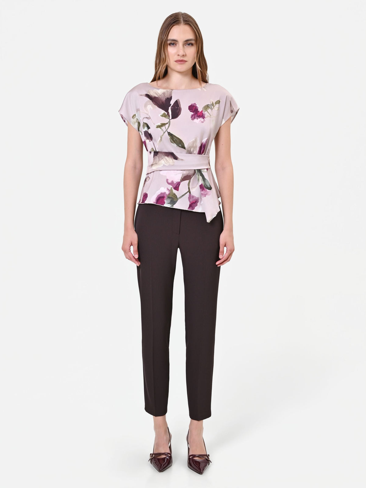 Blusa in raso tortora beige con stampa floreale