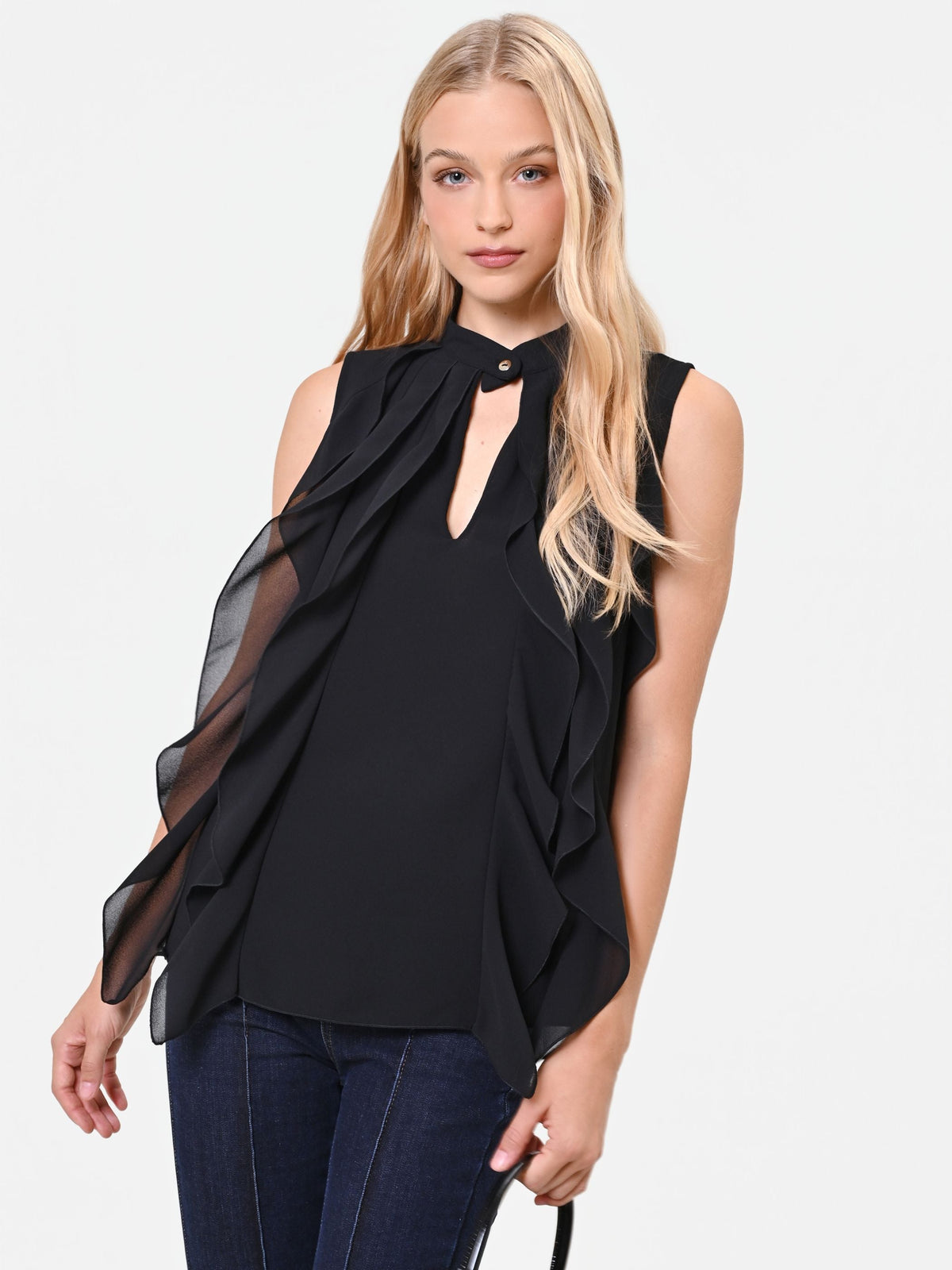 Top nero in georgette con rouches