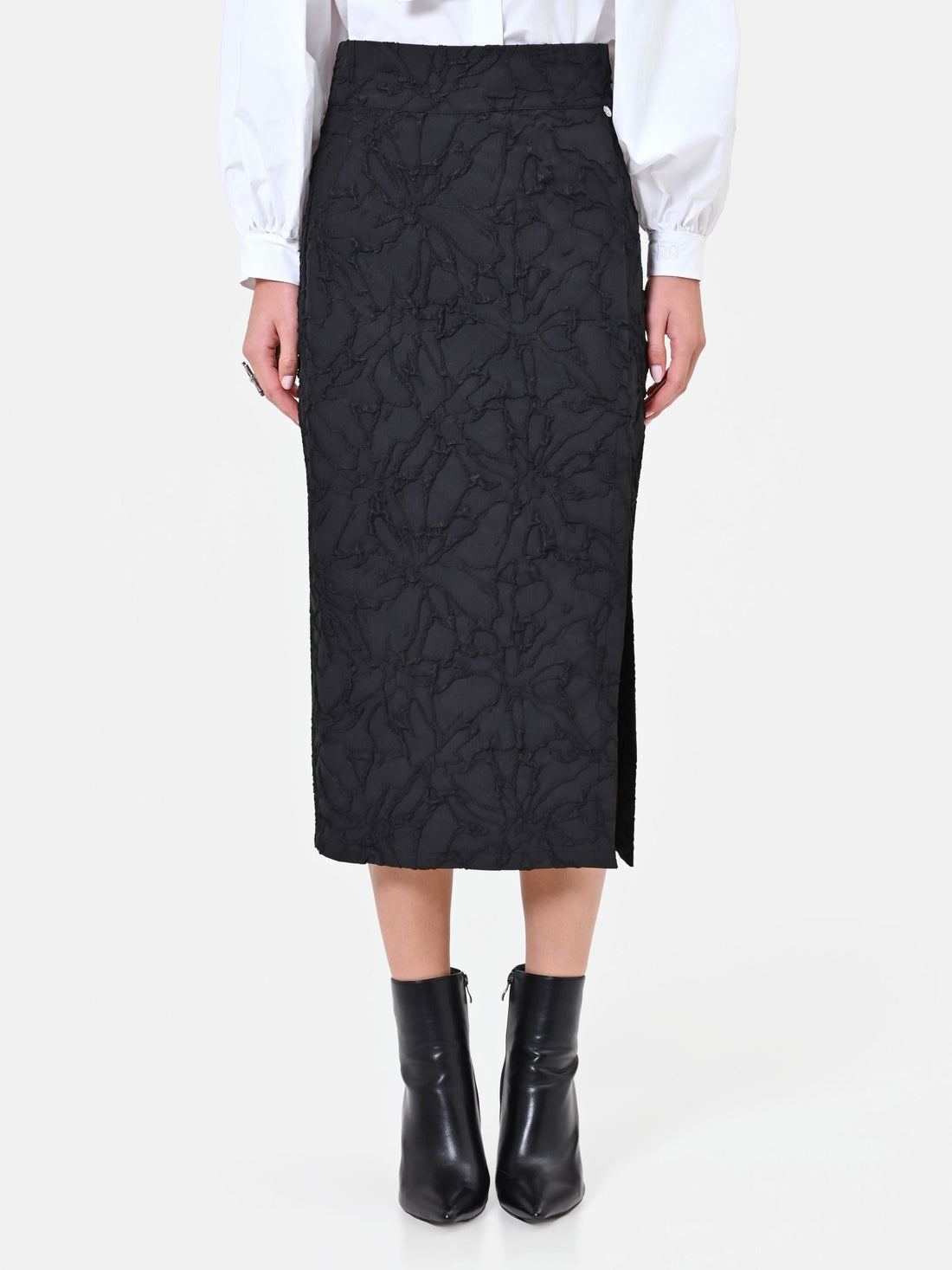 Gonna midi nera con spacco in tessuto jacquard