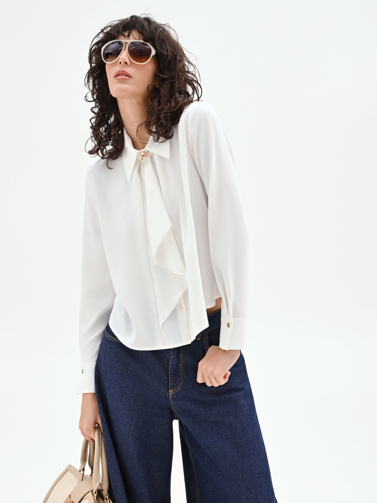 Camicia panna bianco con plastron asimmetrico