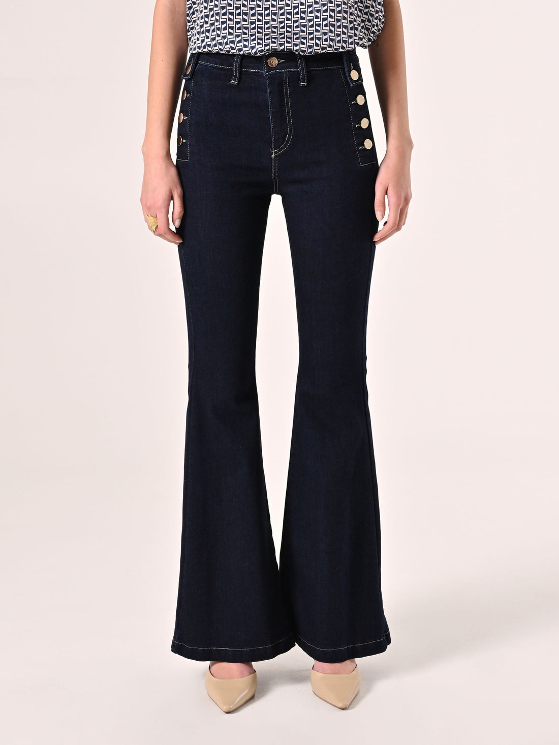 Jeans Flared Bottoni