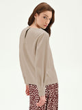 Blusa tortora beige con scollo a barchetta