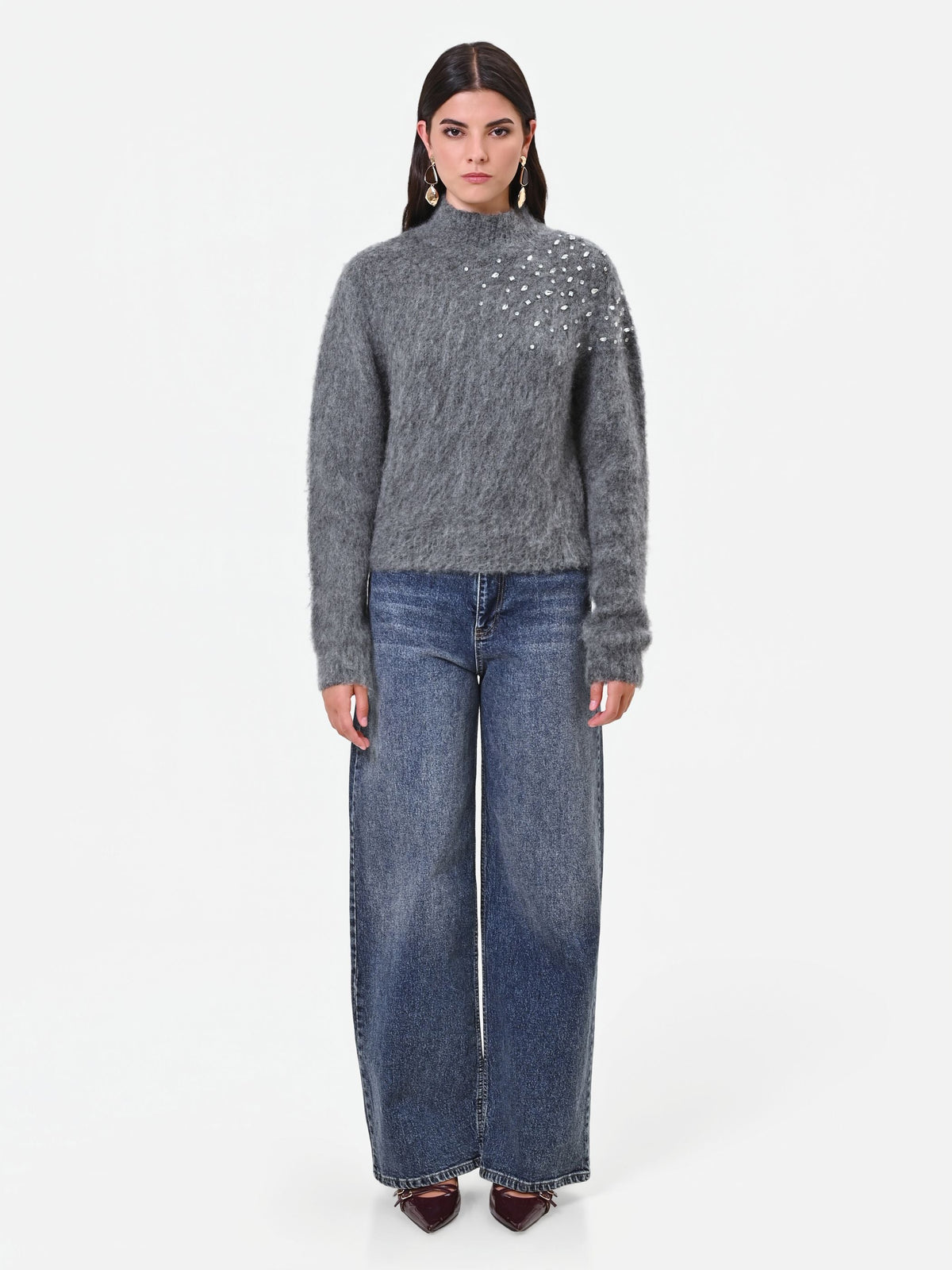 Maglia grigia in mohair con applicazione gioiello Giorgia Palmas X Rinascimento