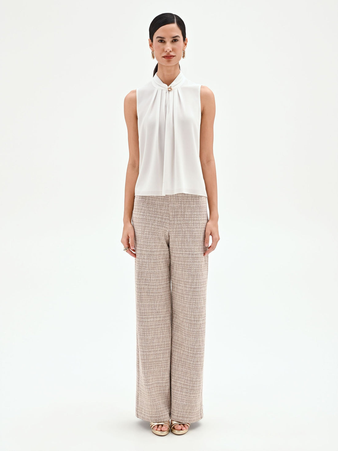 Top panna in georgette con collo arricciato
