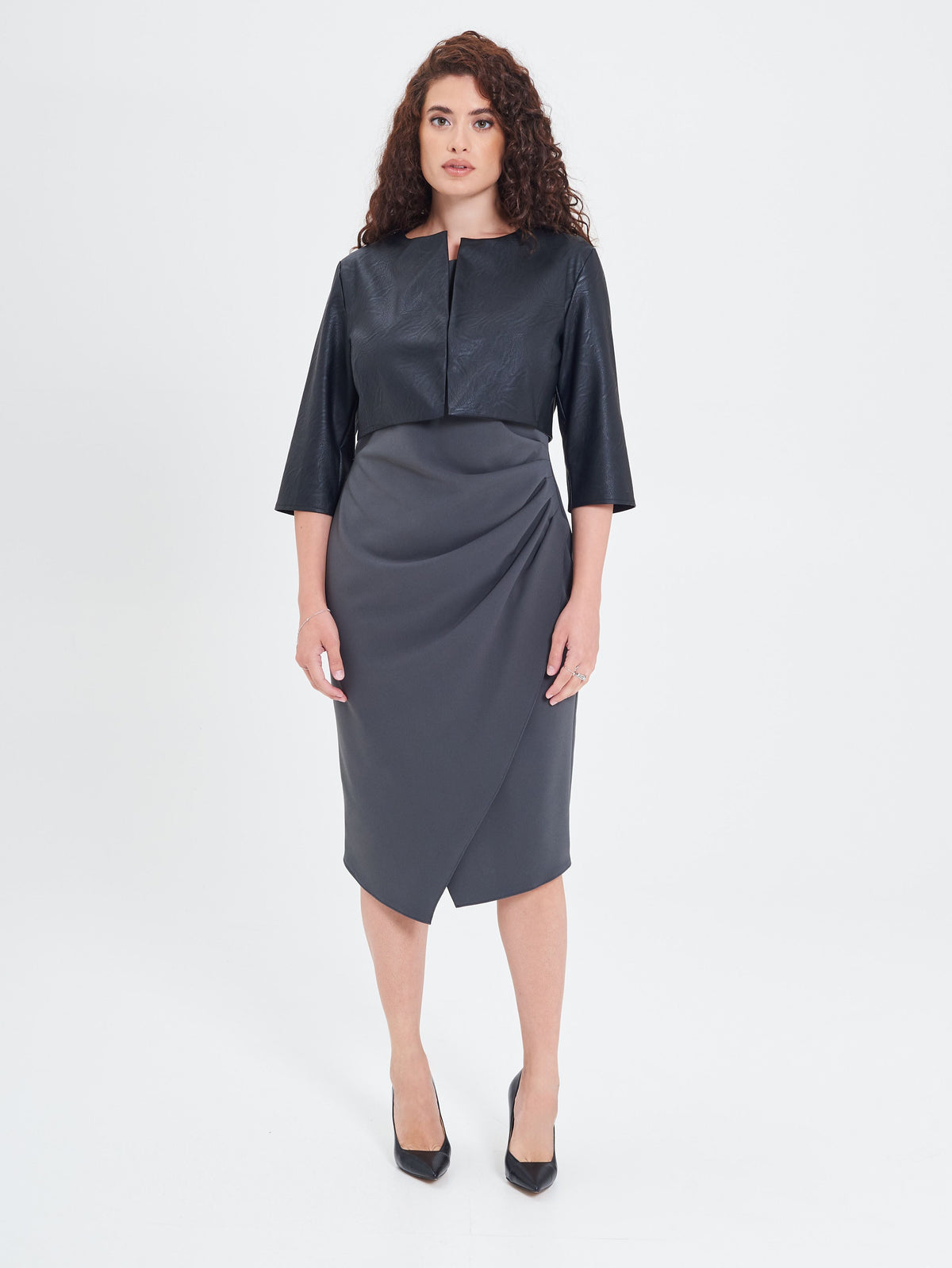Coprispalle Curvy in Simil Pelle Nero