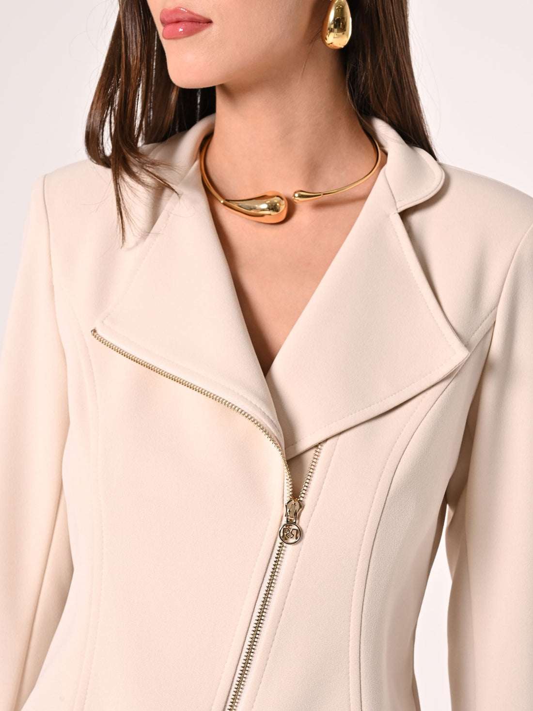 Giacca Zip in Scuba mano Crepe