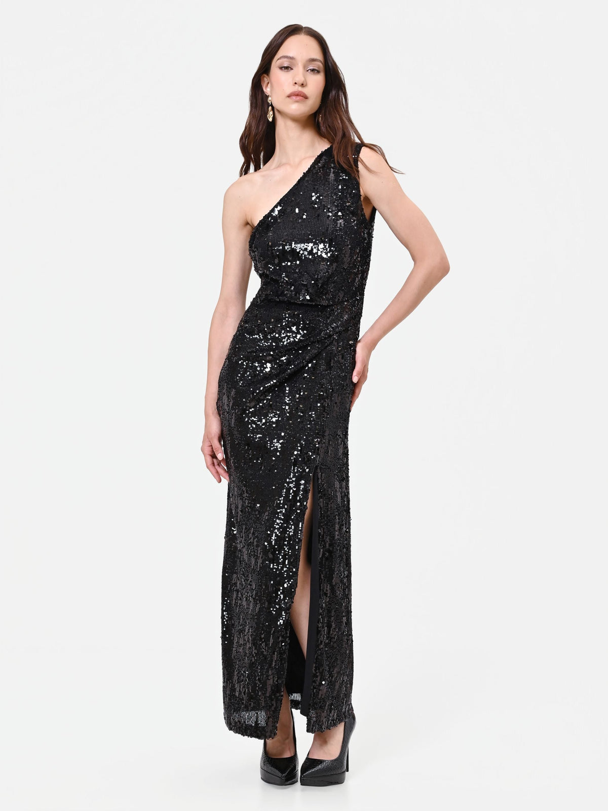 Abito lungo nero monospalla con paillettes
