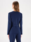 Giacca blu con cintura