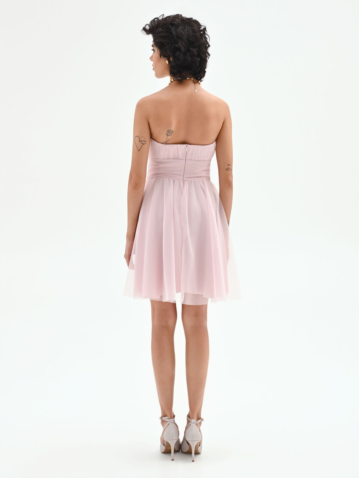 Abito corto in georgette rosa pastello