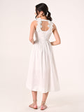 Abito Bianco con Inserti in Pizzo Macramé