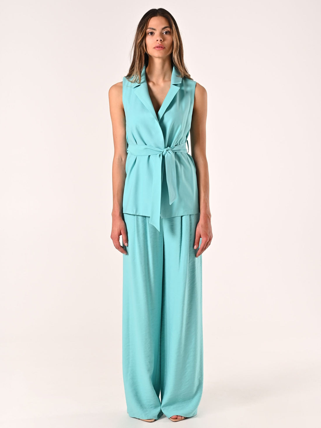 Gilet Verde Acqua con Cintura in Misto Viscosa effetto Crinkle