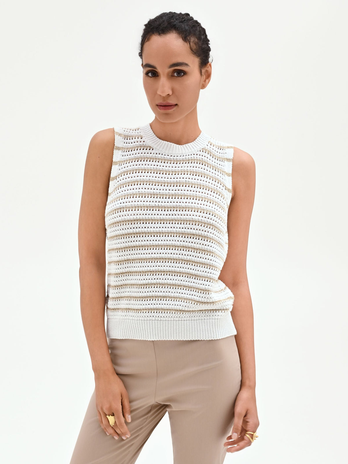 Top bianco panna in maglia crochet a righe