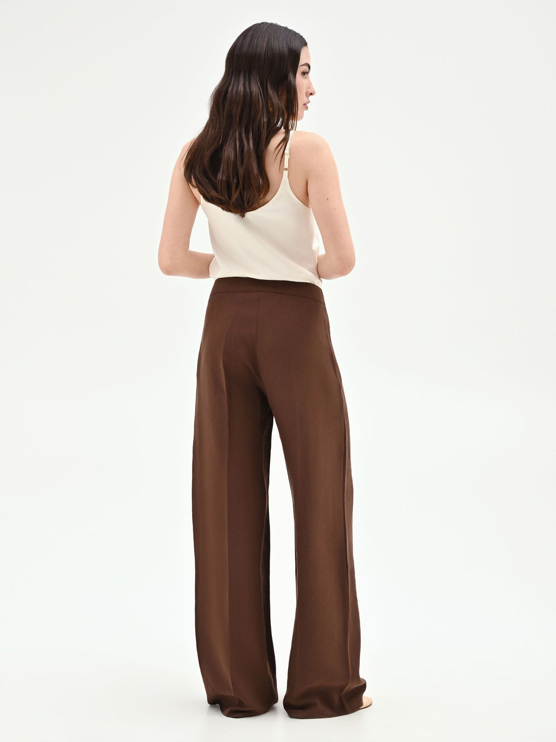 Pantalone cioccolato a palazzo con pinces