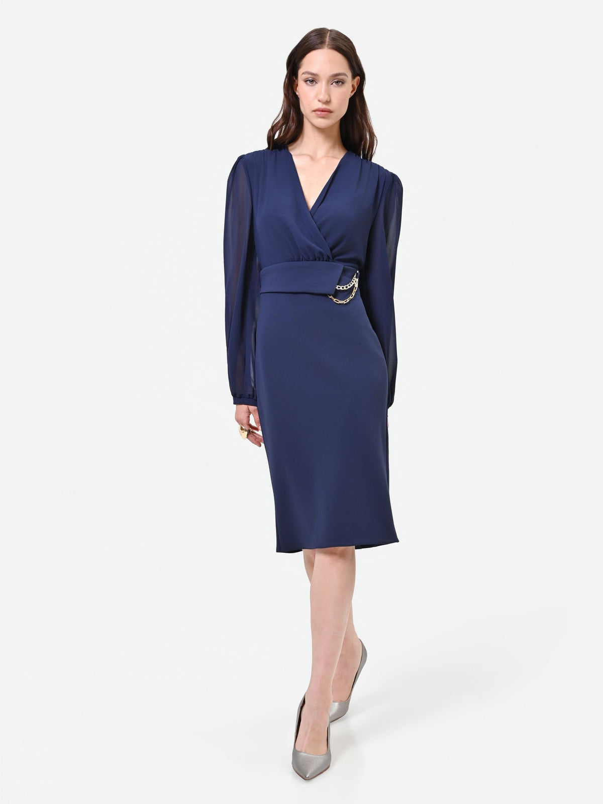 Abito tubino blu navy con maniche velate