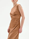 Abito lungo marrone bronzo con drappeggio asimmetrico
