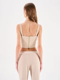 Top crop beige chiaro con doppie spalline
