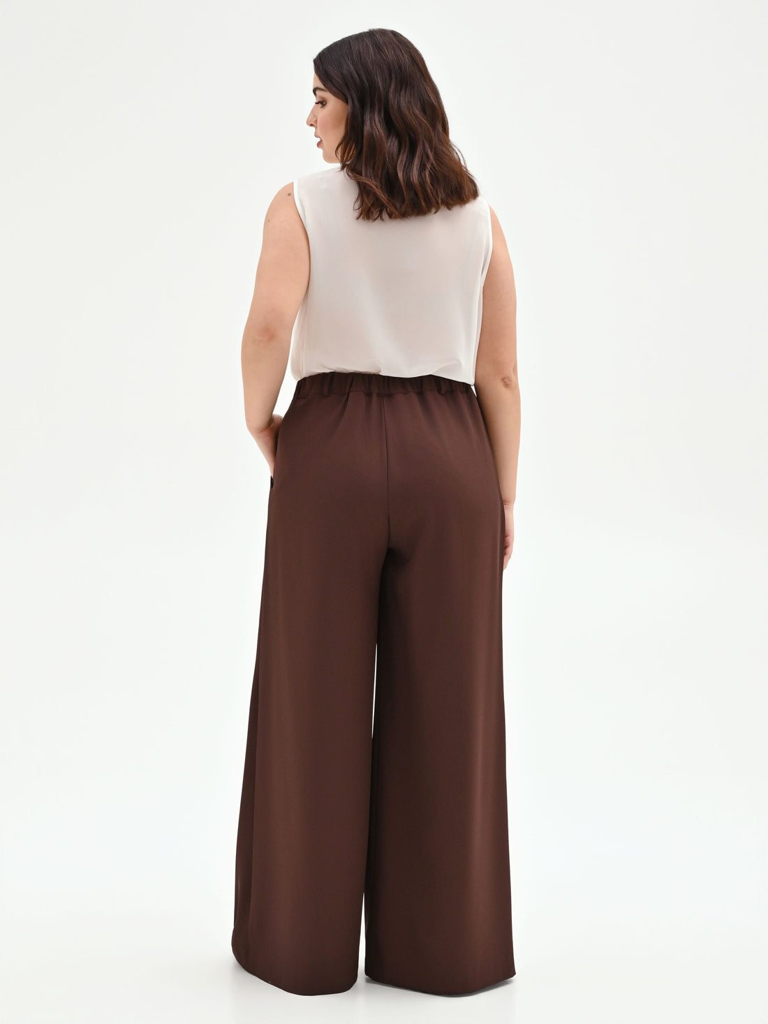 Pantalone curvy a palazzo cioccolato con pinces