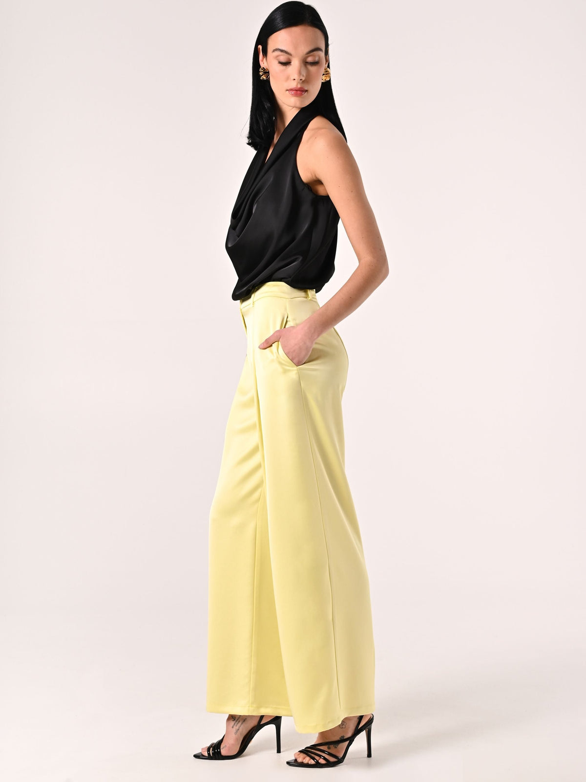 Pantaloni Gialli in Raso
