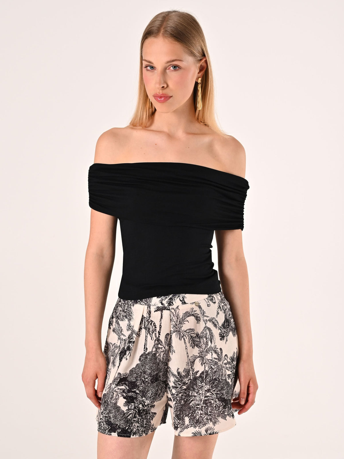 Top off-the-Shoulders Nero