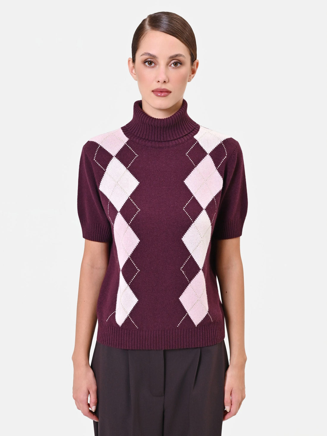 Maglia dolcevita in viscosa bordeaux con motivo a rombi