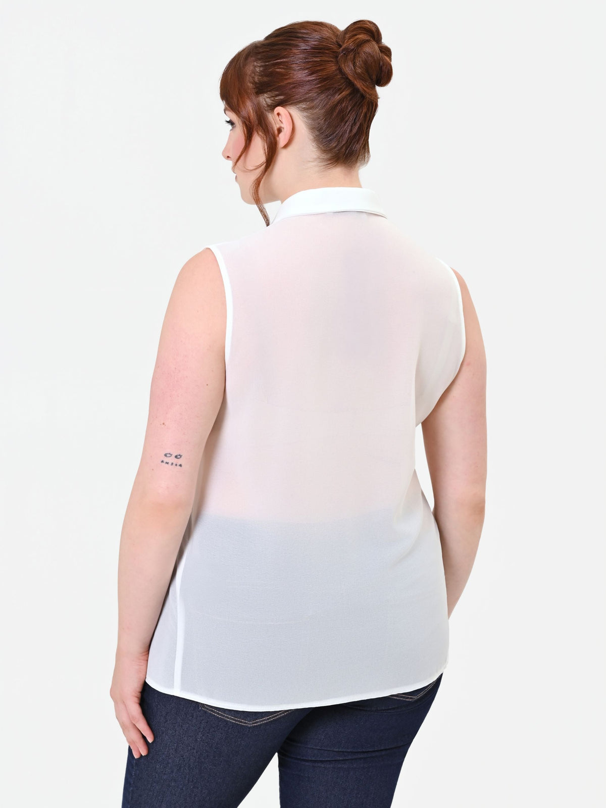 Camicia Curvy smanicata bianca in georgette a strati