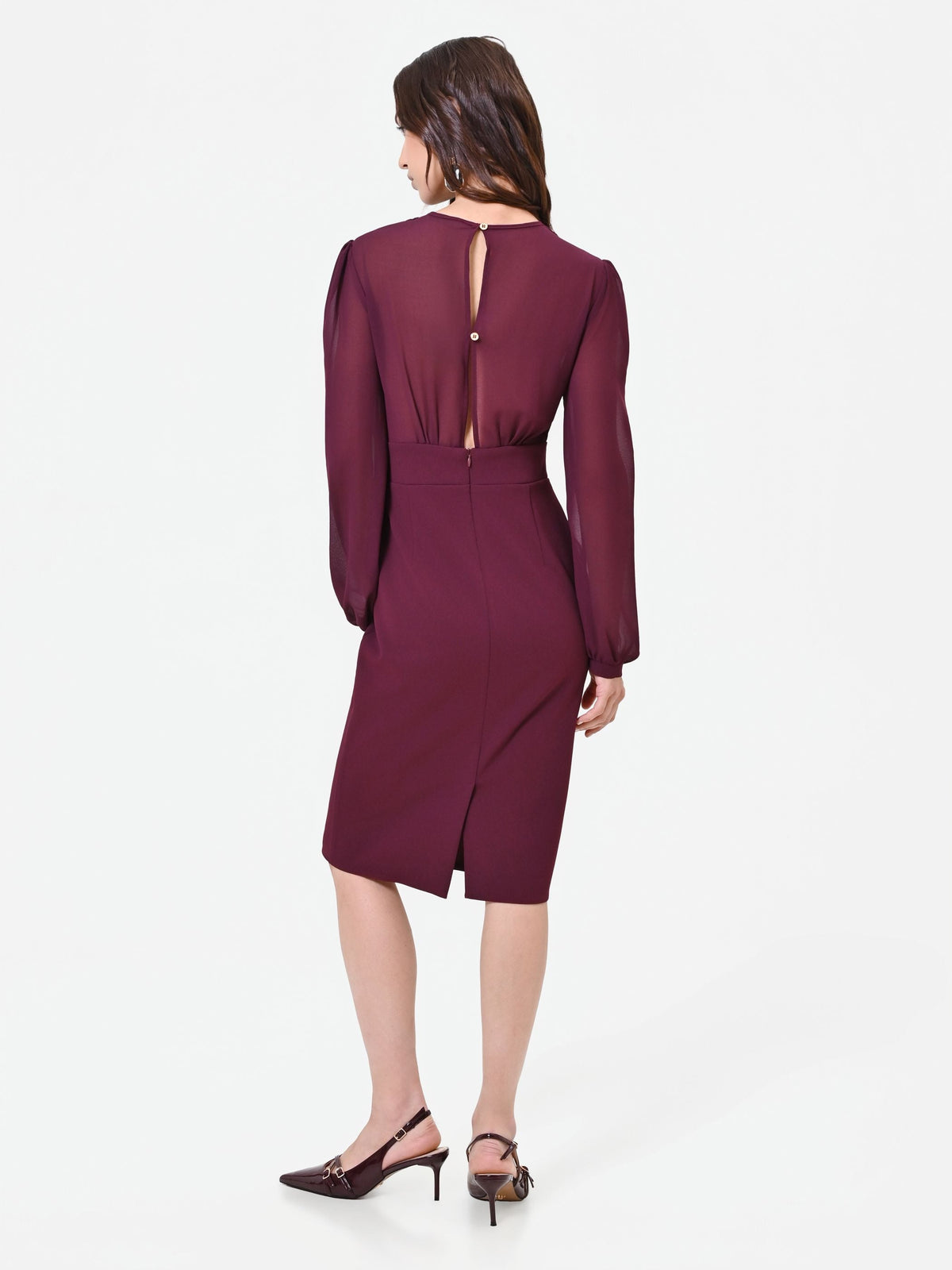 Abito tubino bordeaux con maniche in georgette