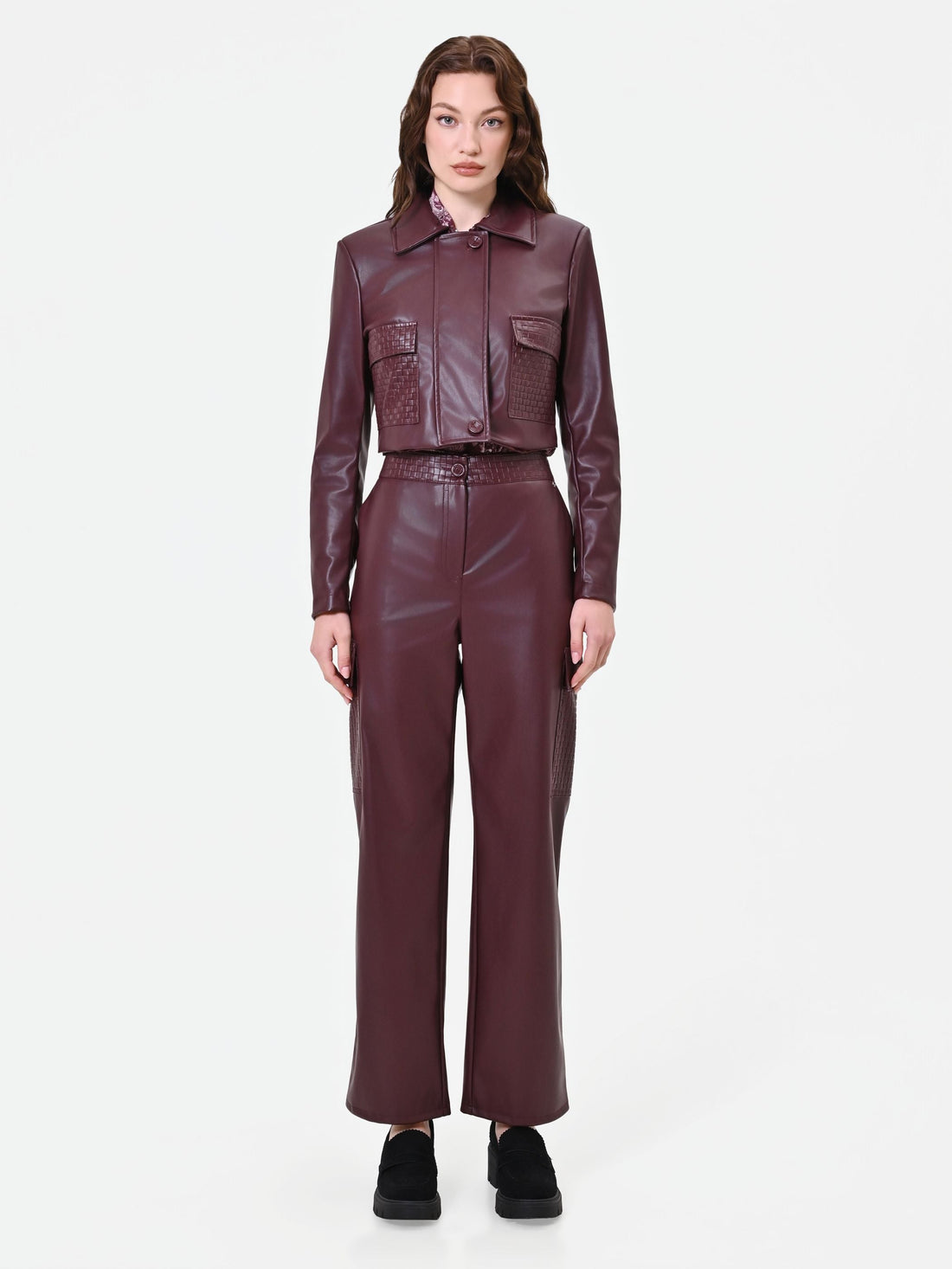 Giacca corta bordeaux rosso effetto pelle