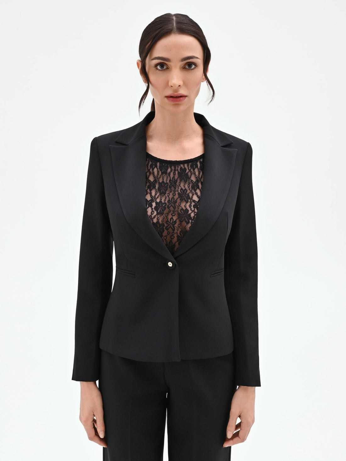 Giacca blazer nera con bottone monogram
