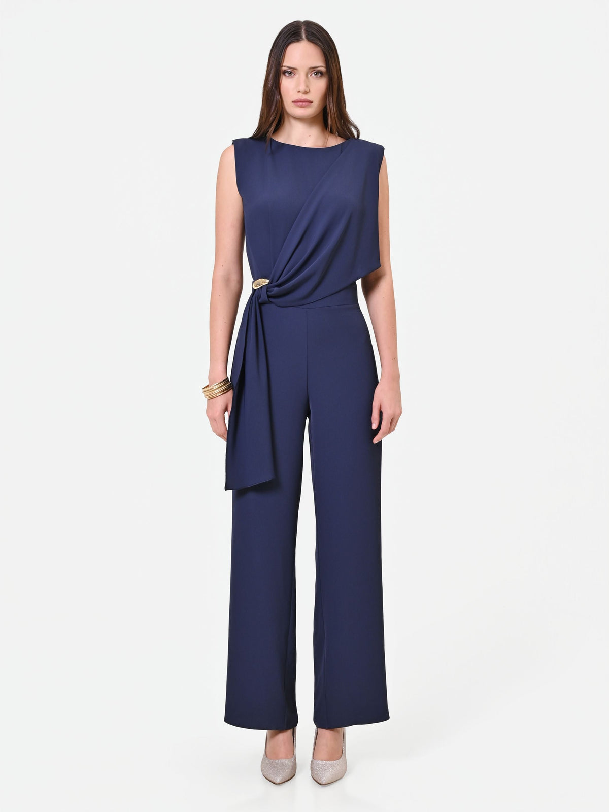 Tuta blu navy con pantalone palazzo e drappeggio