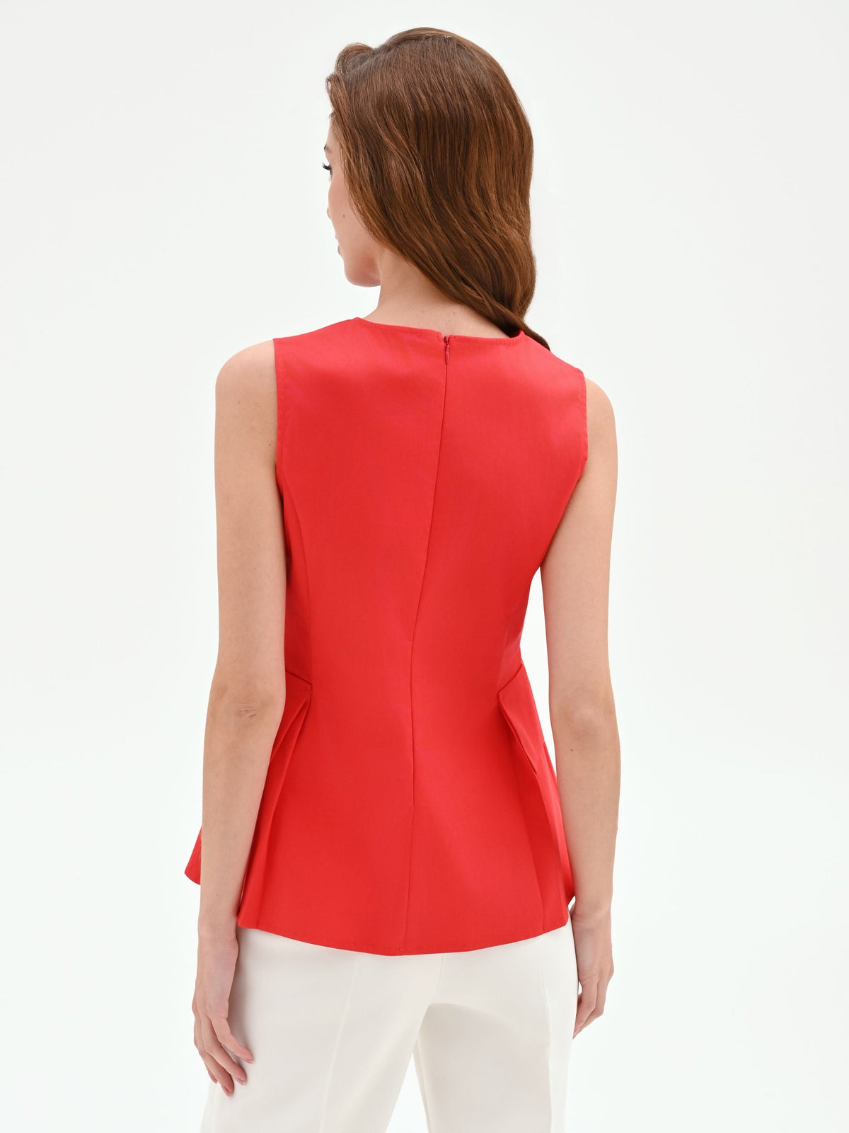 Top rosso in cotone con baschina