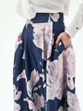 Gonna midi svasata in duchesse a fiori blu brillante