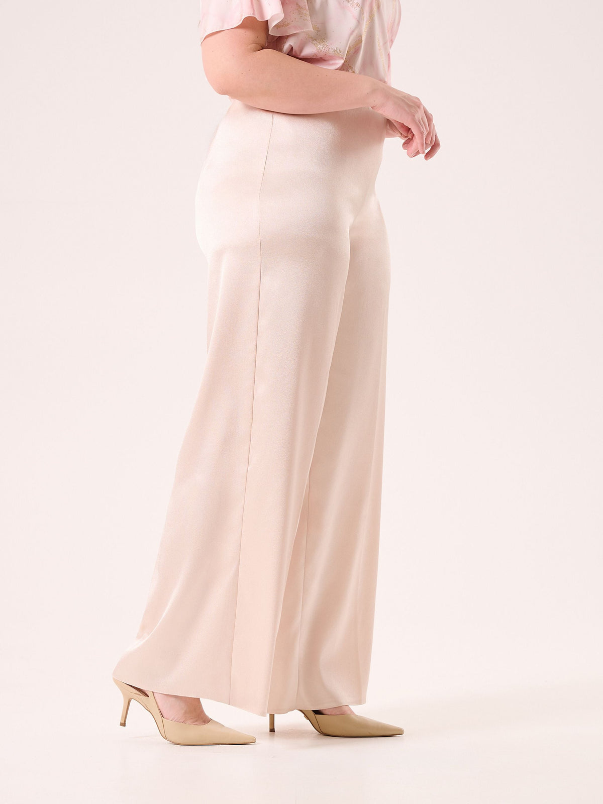 Pantaloni Curvy in Raso Strutturato Beige