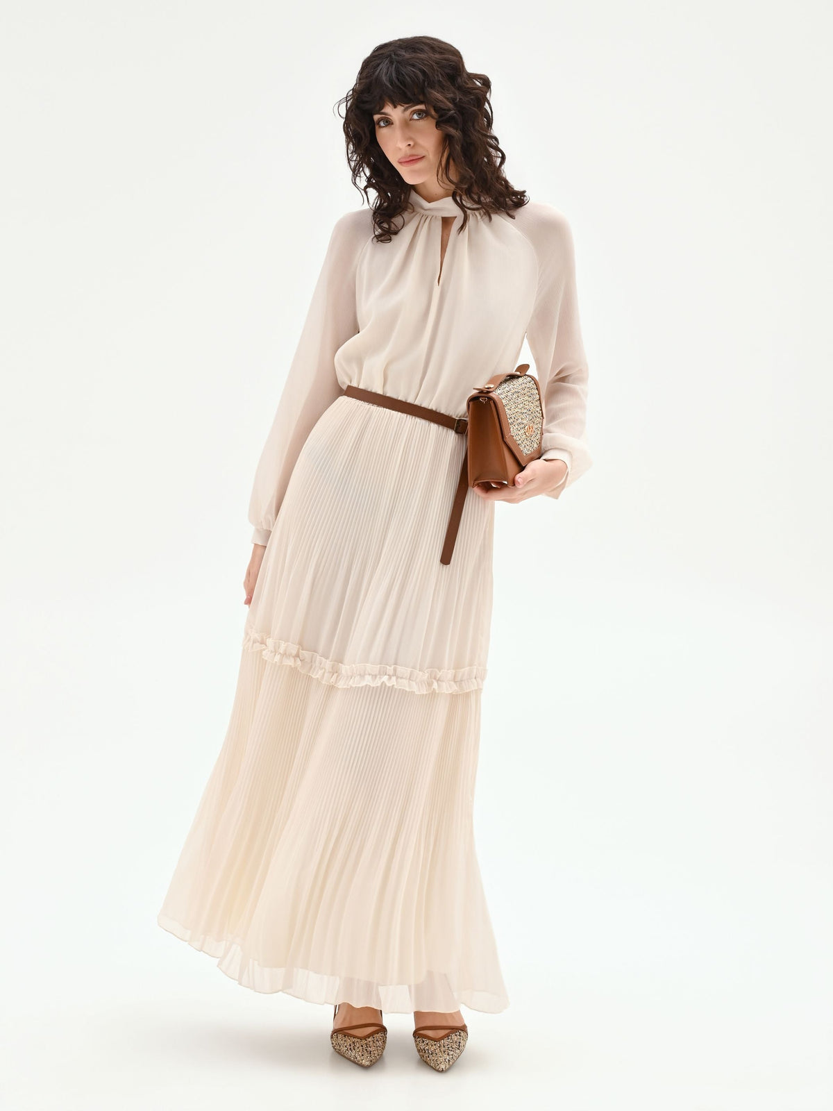 Abito lungo bianco in georgette plissé