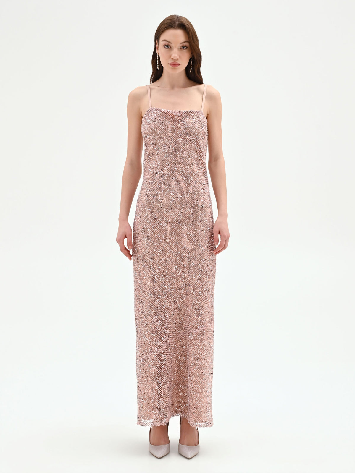 Abito lungo rosa pastello con paillettes