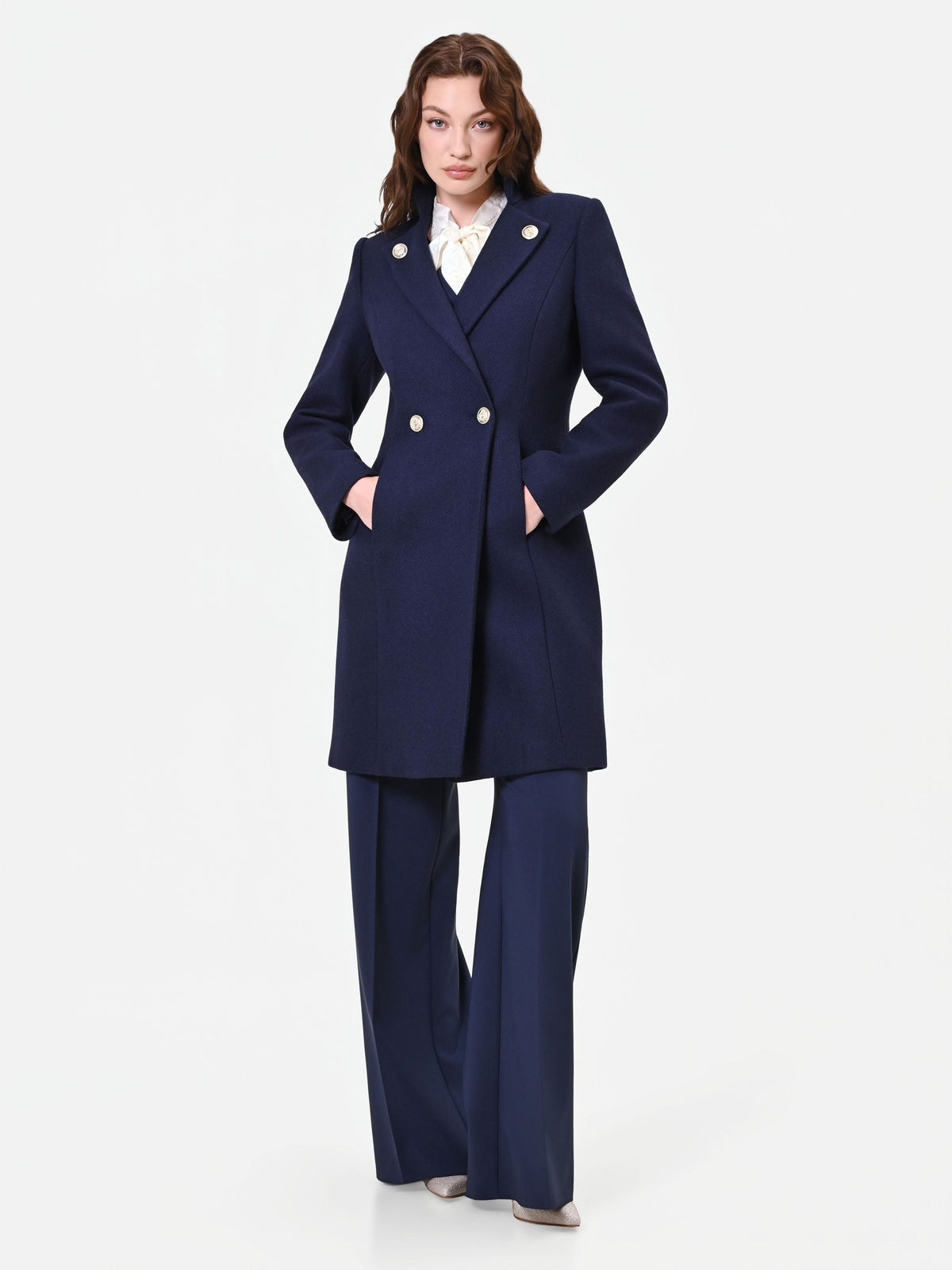 Cappotto blu navy doppiopetto con bottoni decorati misto lana