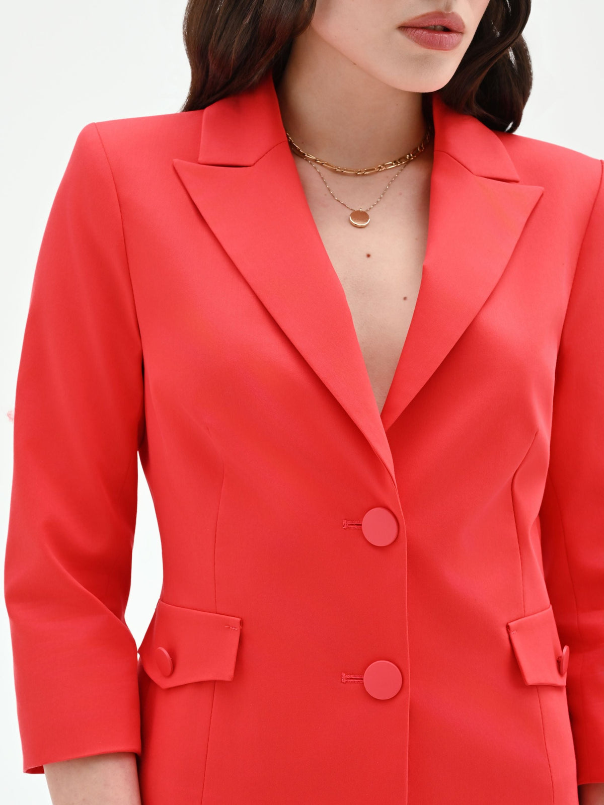 Giacca blazer rosso fragola dalla linea avvitata