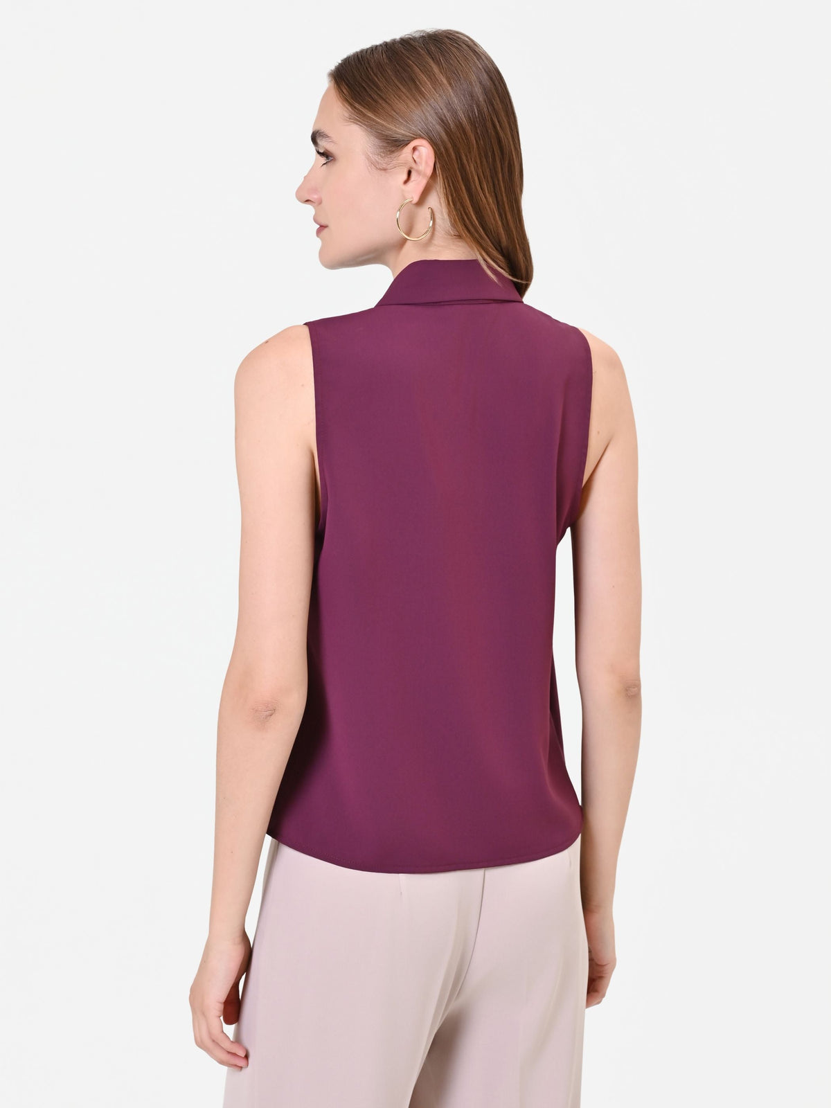 Top smanicato bordeaux con rouche verticale