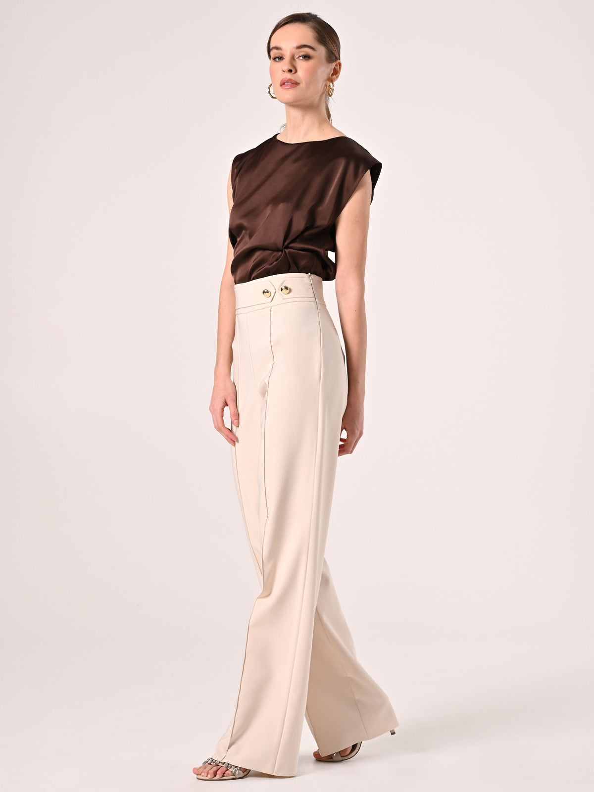 Pantaloni Flared Beige Chiaro in Tessuto Tecnico
