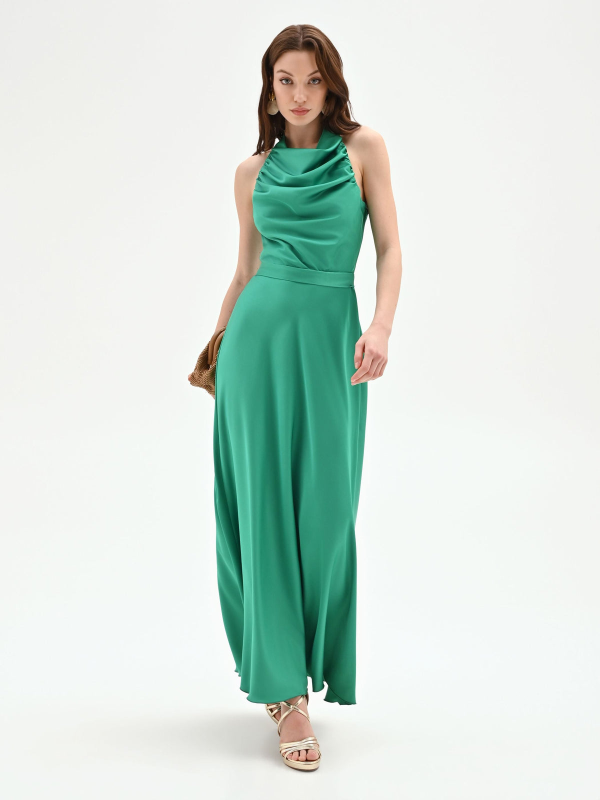 Abito lungo prato verde con scollo drappeggiato